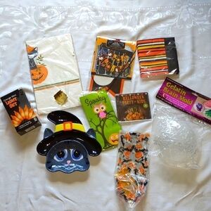Bundle of 9 Halloween Decor